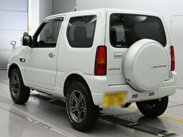 26131993_carP_l_3.jpg