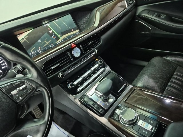 6051001539R10.jpg