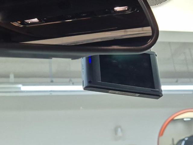 6021500975R17.jpg