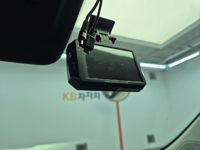 6101501711R15.jpg