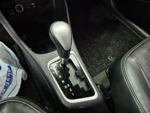 6081001964R8.jpg