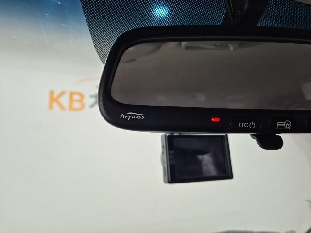 6081001767R16.jpg