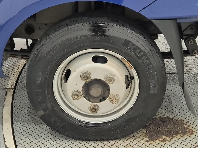 6101002274R17.jpg