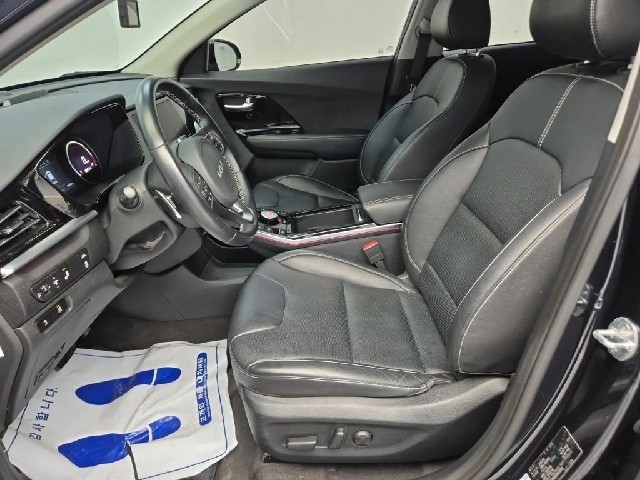 6081501582R11.jpg
