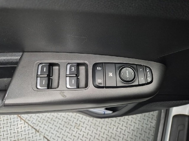6101002097R18.jpg