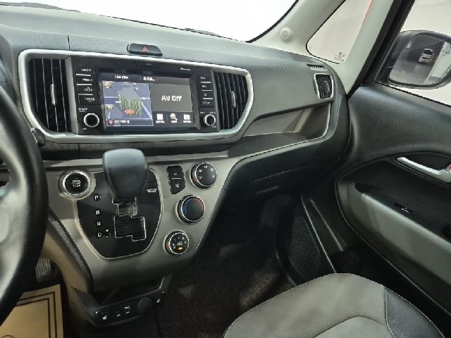 6101001887R10.jpg
