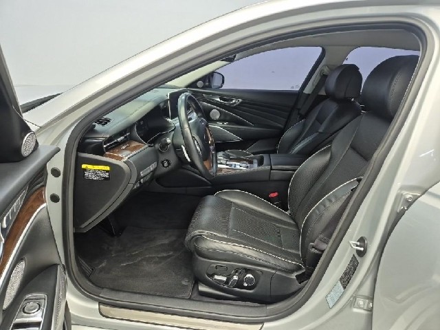 6051500869R11.jpg
