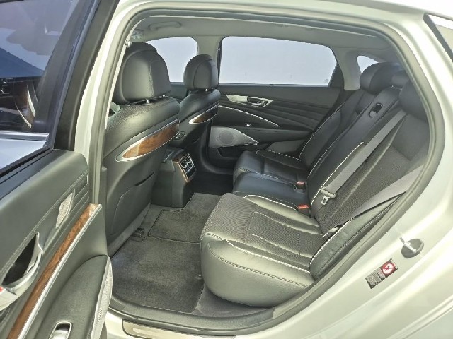 6051500869R12.jpg