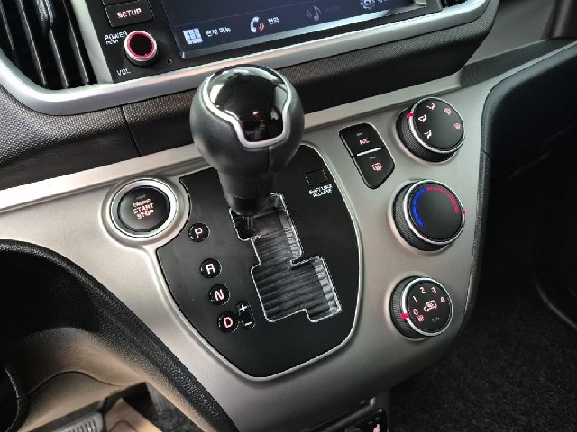 6101501117R8.jpg