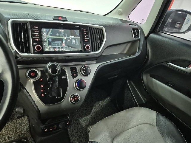 6091001211R10.jpg