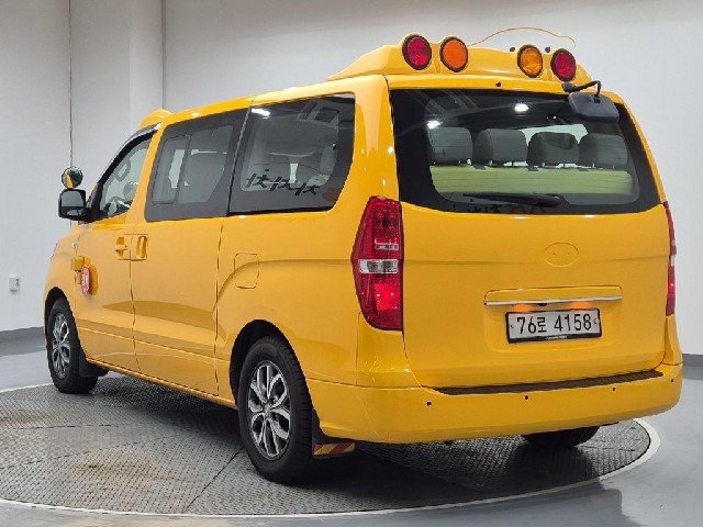 6101000925R2.jpg