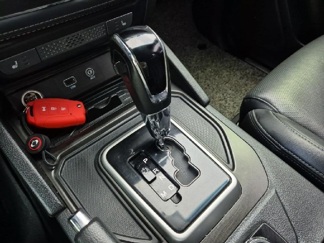 6101501738R8.jpg