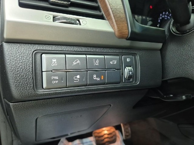 6101000729R17.jpg