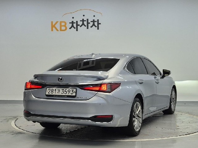 6101501732R3.jpg