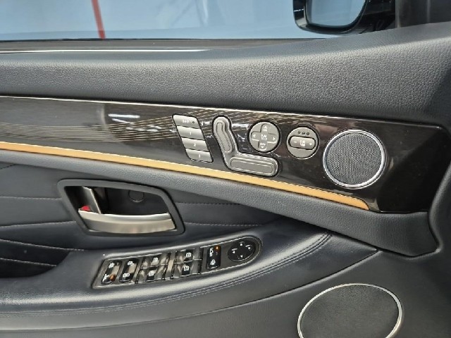 6101501828R17.jpg