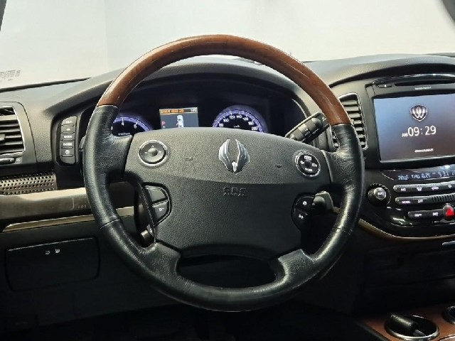 6101501828R9.jpg