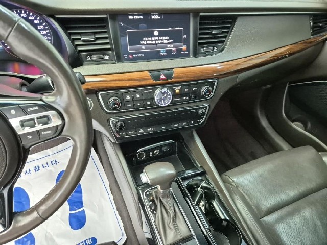6101002017R10.jpg