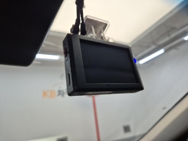 6101500875R17.jpg