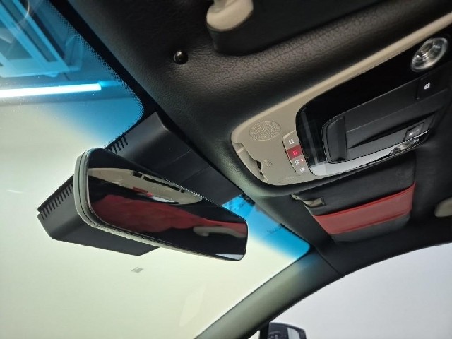 6101000574R17.jpg