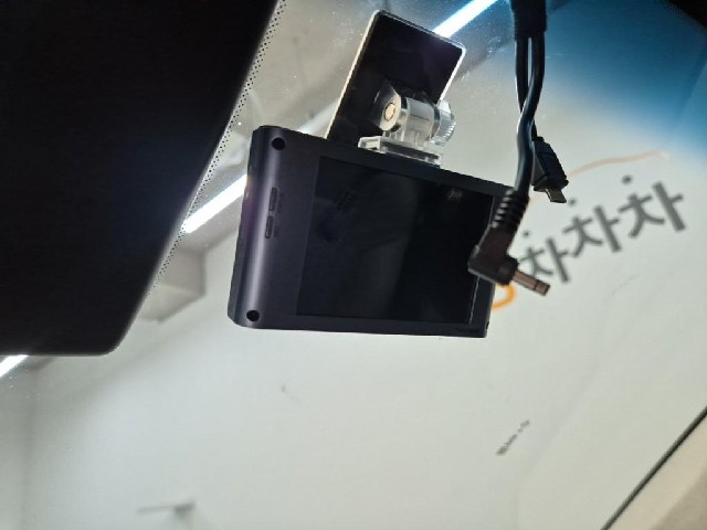 6101500395R17.jpg