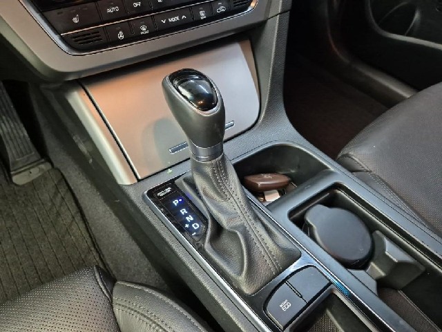 6101501698R8.jpg