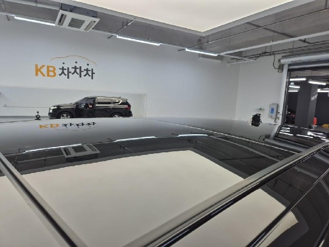 6081500736R13.jpg