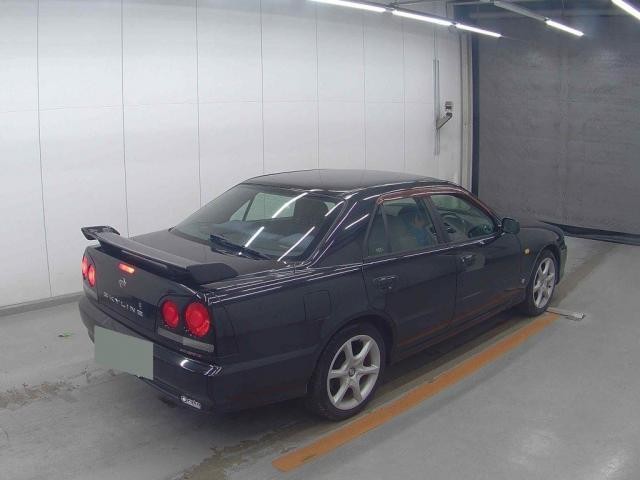 26132301_carP_l_3.jpg