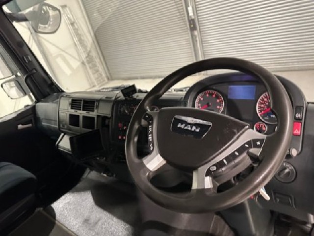e45dac6fcc98831baf0c25f3efcf5236.jpeg