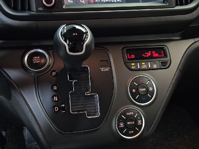 6081501649R8.jpg