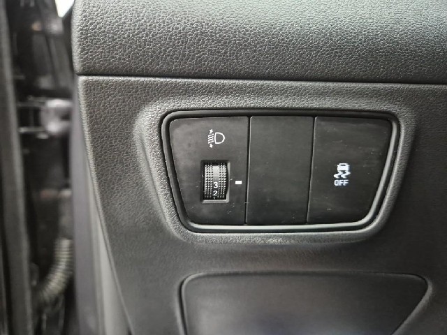 6081000743R14.jpg