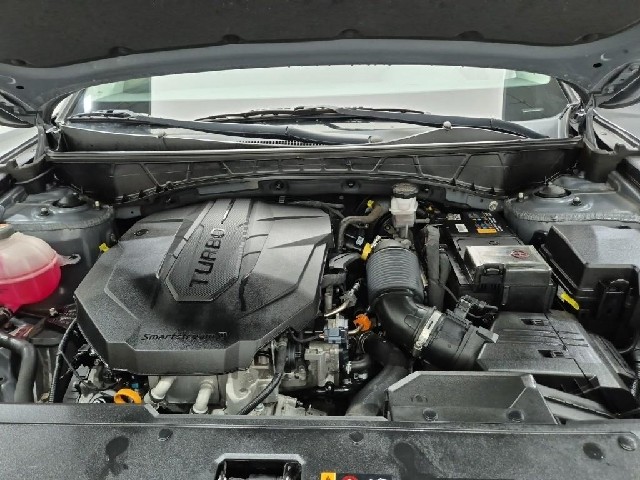 6081000743R5.jpg