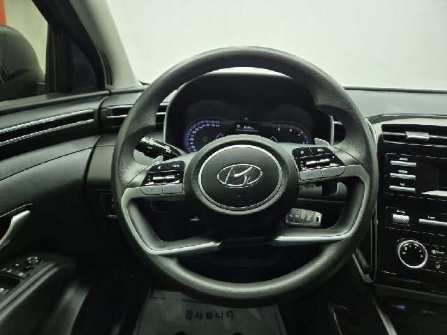 6081000743R9.jpg