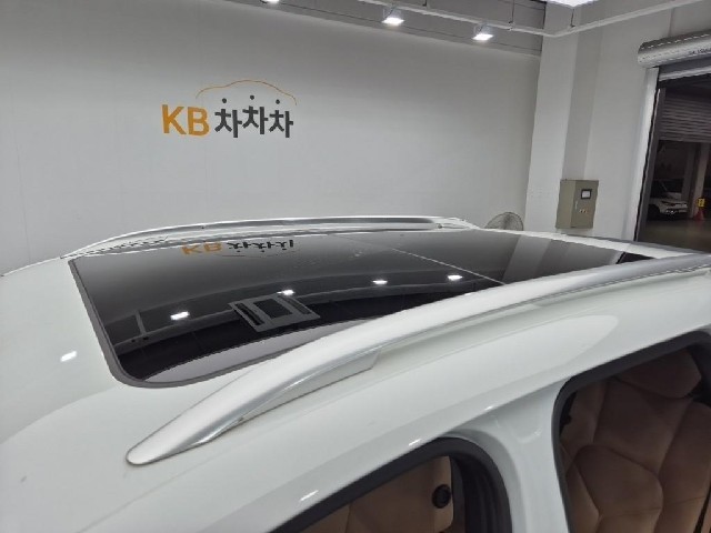 6081002131R13.jpg