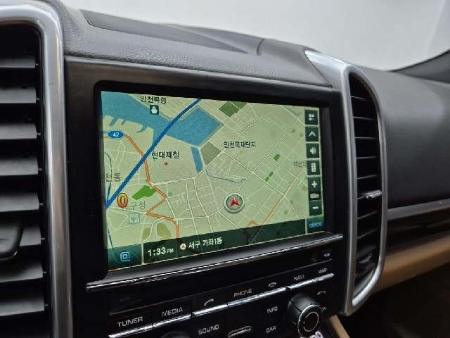 6081002131R14.jpg