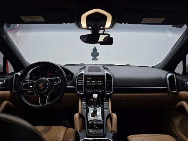 6081002131R7.jpg