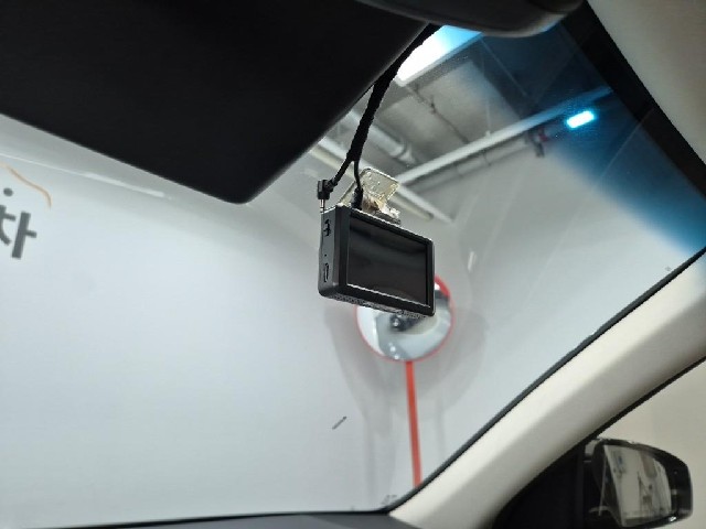 6081001841R17.jpg