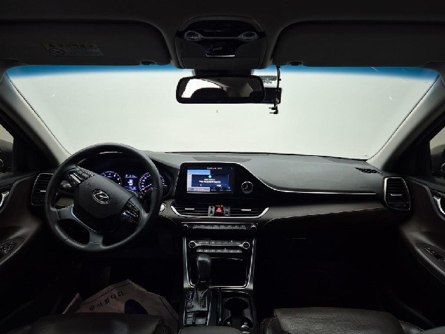 6081000240R7.jpg