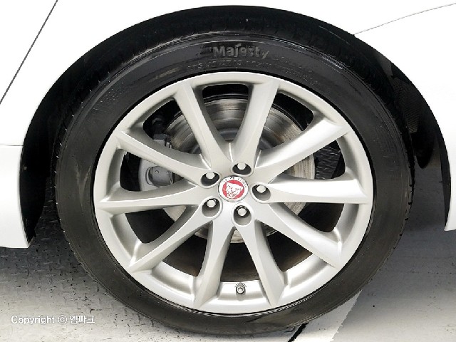 4021502000R16.jpg