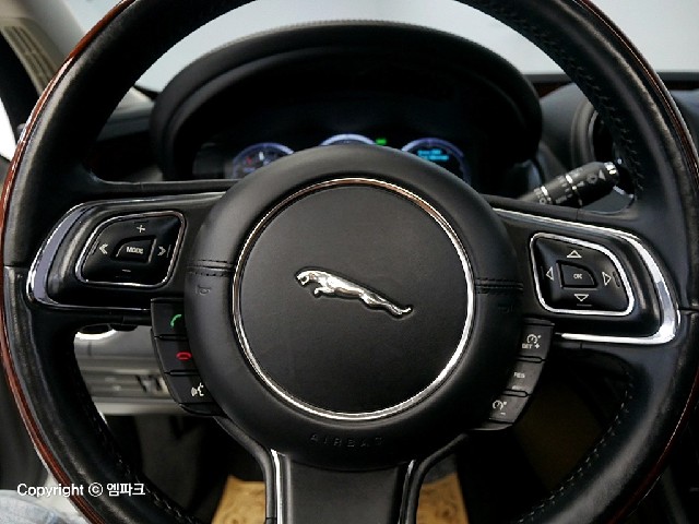 4021502000R8.jpg