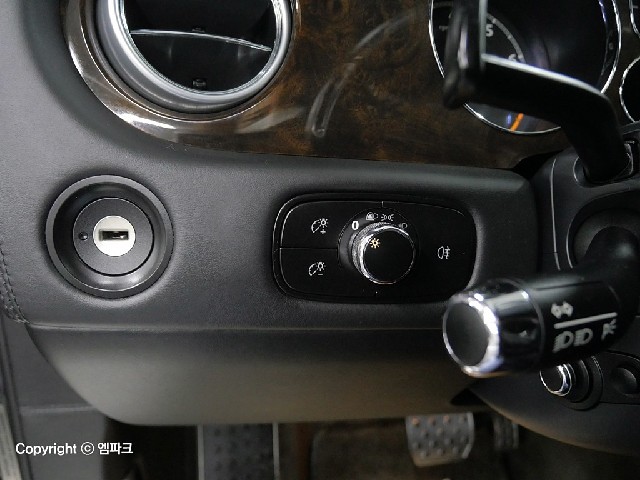 2011501702R17.jpg