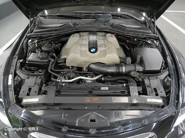 8111501800R5.jpg