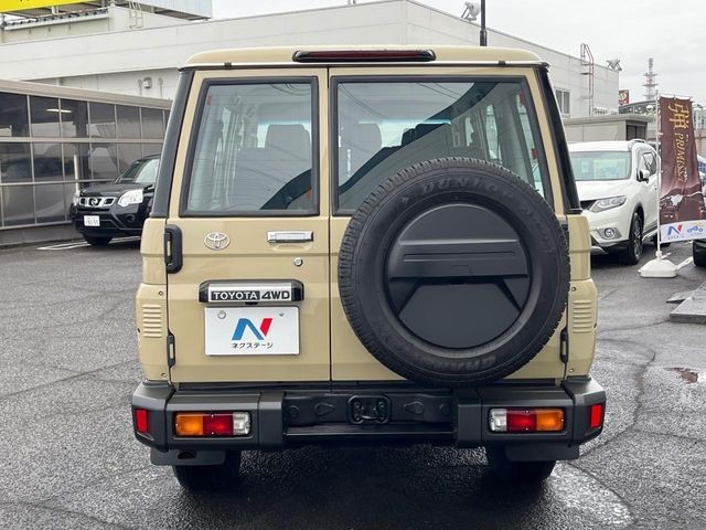 54e423aa210d3520d664b1d149145cf1.jpg