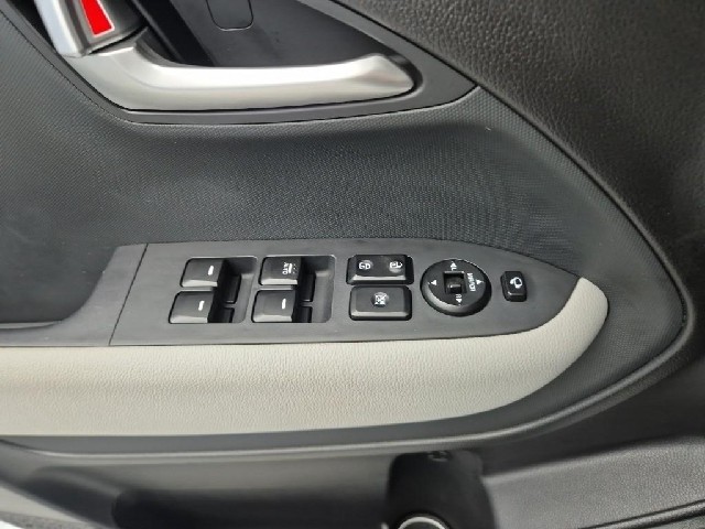 6081501505R16.jpg
