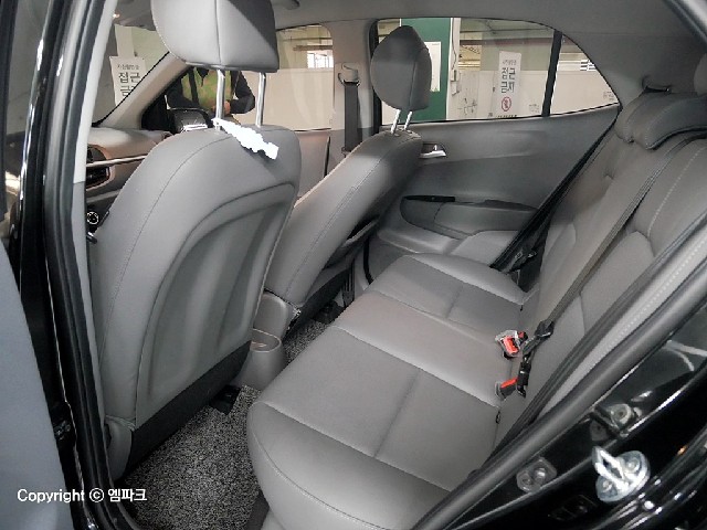 3111000672R11.jpg
