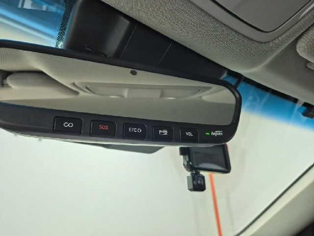 6081000723R17.jpg