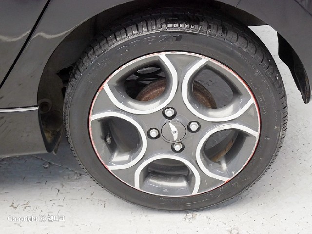 4031500650R19.jpg