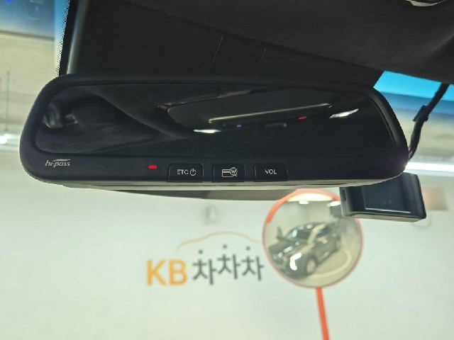 6051500636R18.jpg