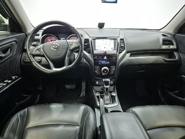 6051000868R7.jpg