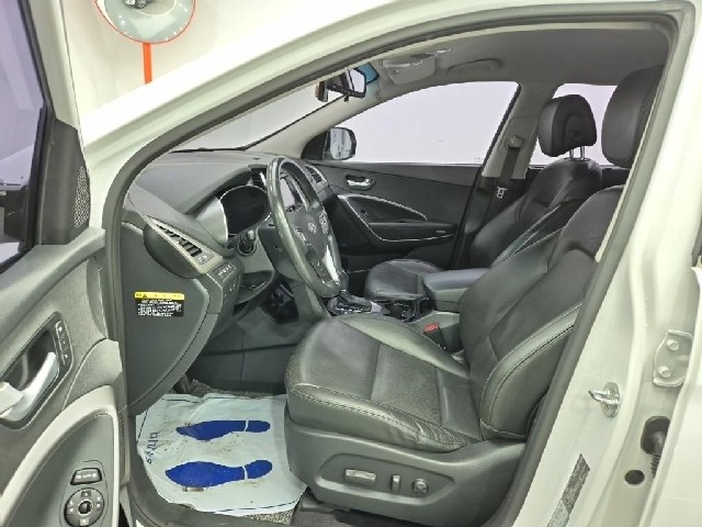 6081000860R11.jpg