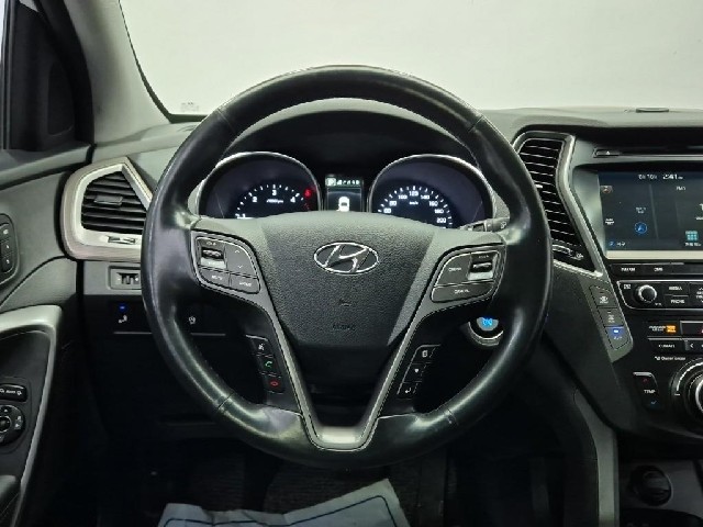 6081000860R9.jpg